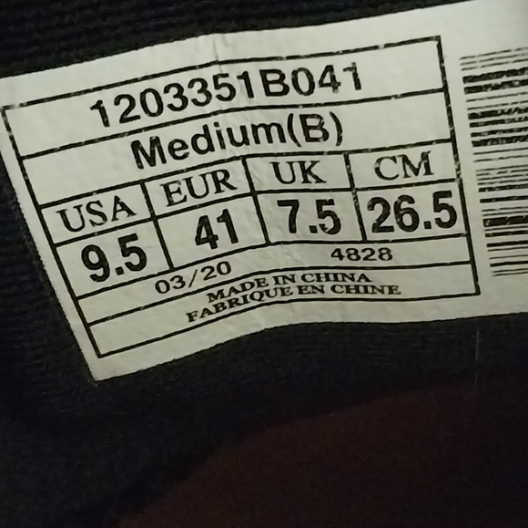 Pre-owned 2020 Brooks Levitate 4 - Picture 11 of 11